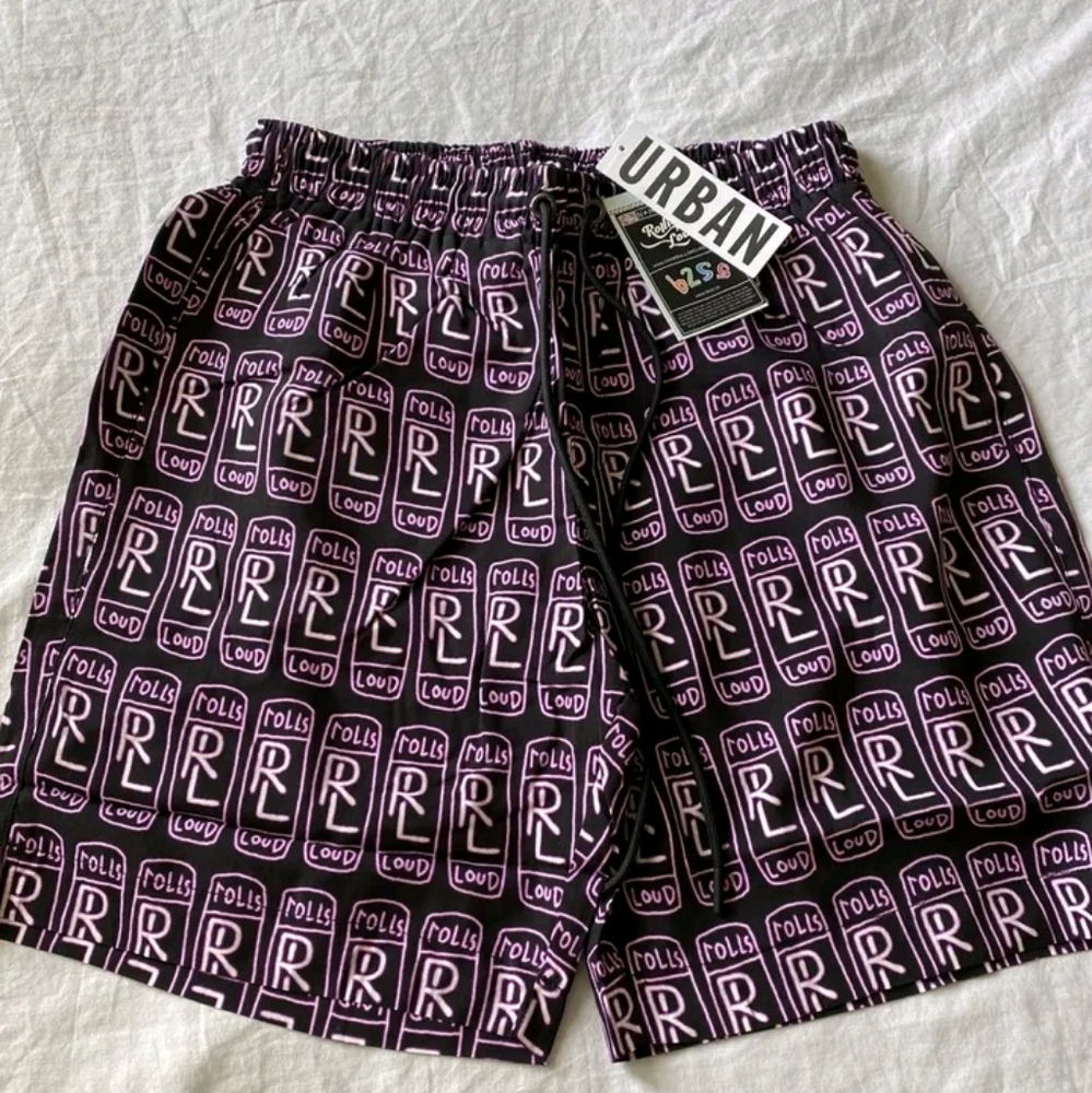 NWT Urban Outfitters mens rolling loud elastic shorts size M